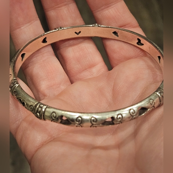 Brighton Shot Through The Heart Round Etched Bangle Bracelet - Picture 4 of 5